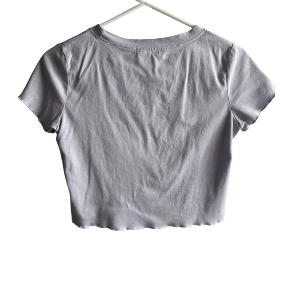 Purple flowered crop top - Picture 2 of 2